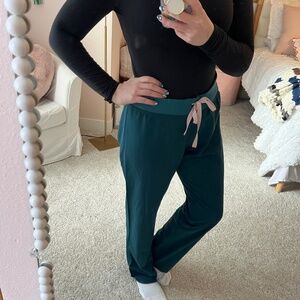 FIGS Straight Leg Scrub Pants